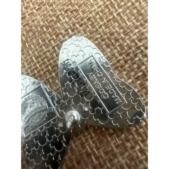 Disney Minnie Mouse Bow Enamel Pin Red Glitter Polka Dot 2017 Disney Trading - Picture 5 of 8